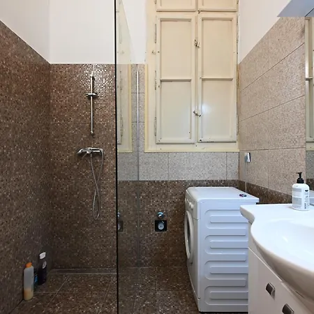 A Quiet Place In The Heart Of The Appartement