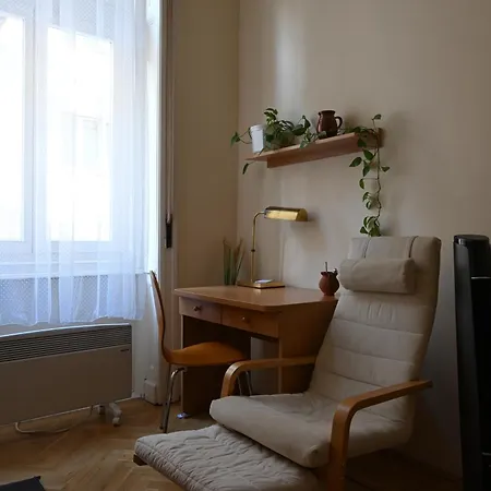 A Quiet Place In The Heart Of The Apartment *