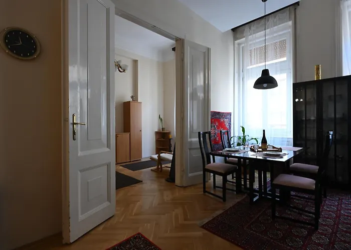 A Quiet Place In The Heart Of The Appartement